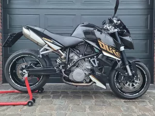 KTM 990 Superduke Heel Mooi